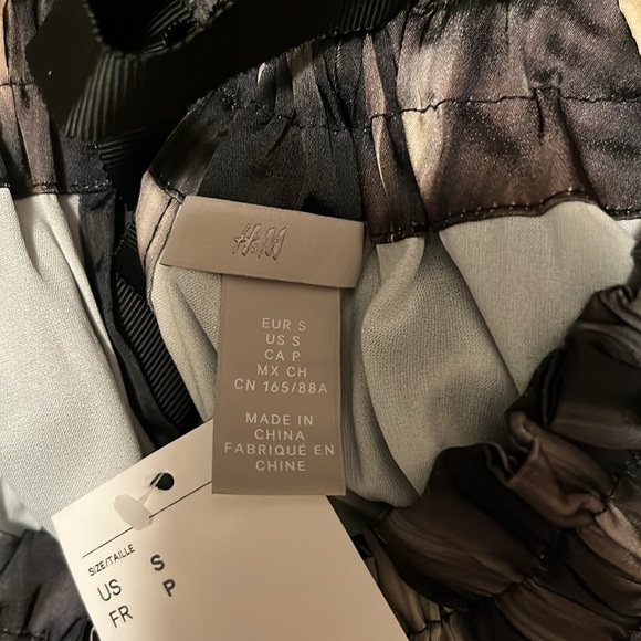 H&M - Picture 4 of 4